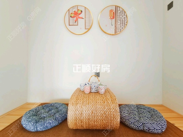 榻榻米房