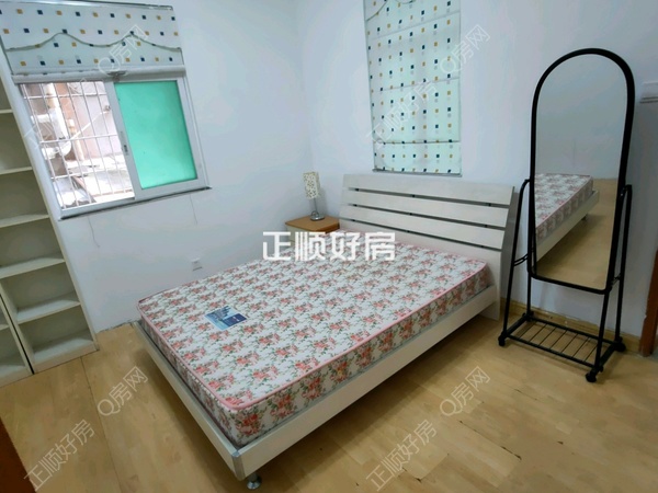 次卧