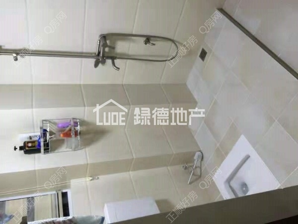 s3418314162F24D3D85B172A7E5A20FC2.jpg
