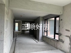 s42412975D4B245A6BBE7201212871C32.jpg