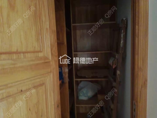 s4F8DDCCB07BD409BB8582F6D41A39E59.jpg