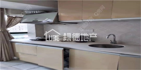 s6E75B0703C0249A6AE8FF59D528E0EFB.jpg