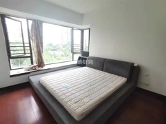 s773538B99D3D482D8F487BD3E9DACD3E.jpg