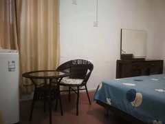 B房