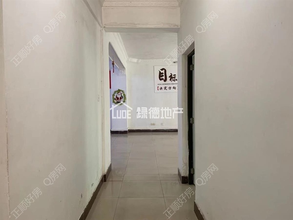 sAC76B81B36C644BFBF4A4BB196FB922D.jpg
