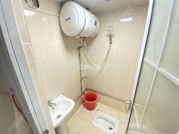 sAE58E49F2F014BEDA835AD43B65C1D1A.jpg