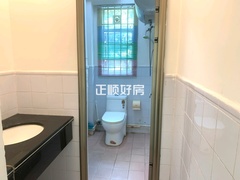次卧