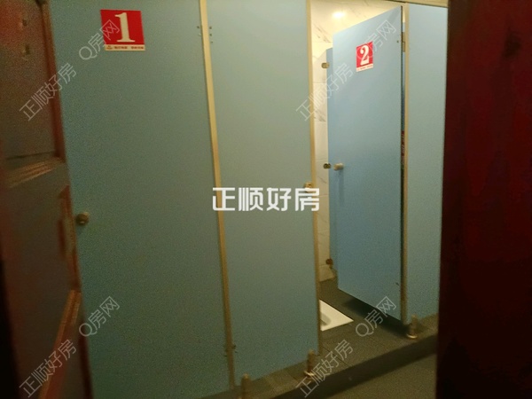 客厅