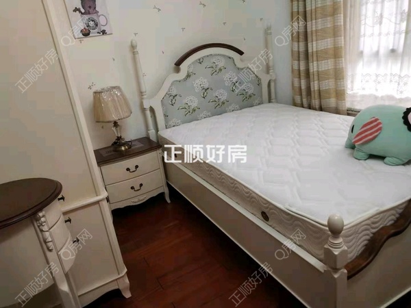 次卧