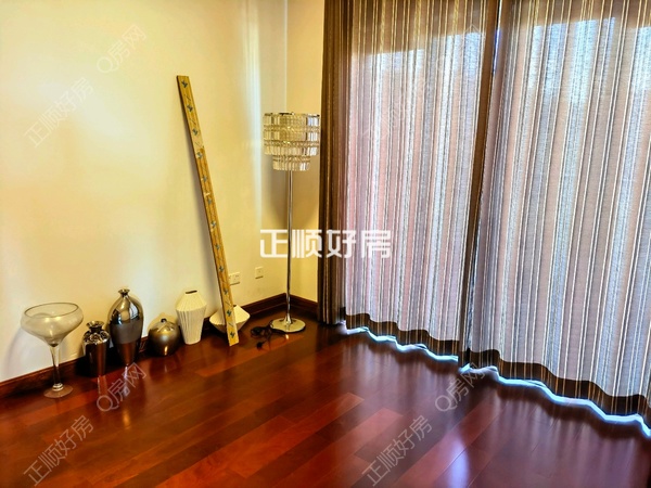 客厅