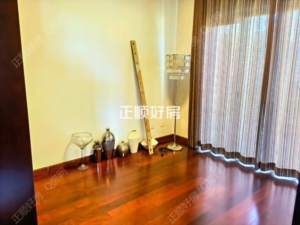 客厅