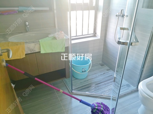 客厅