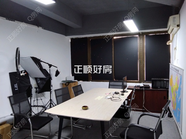 客厅