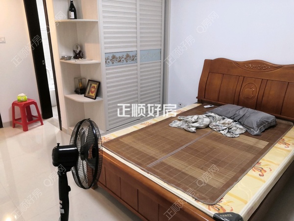 客厅