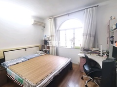 主卧