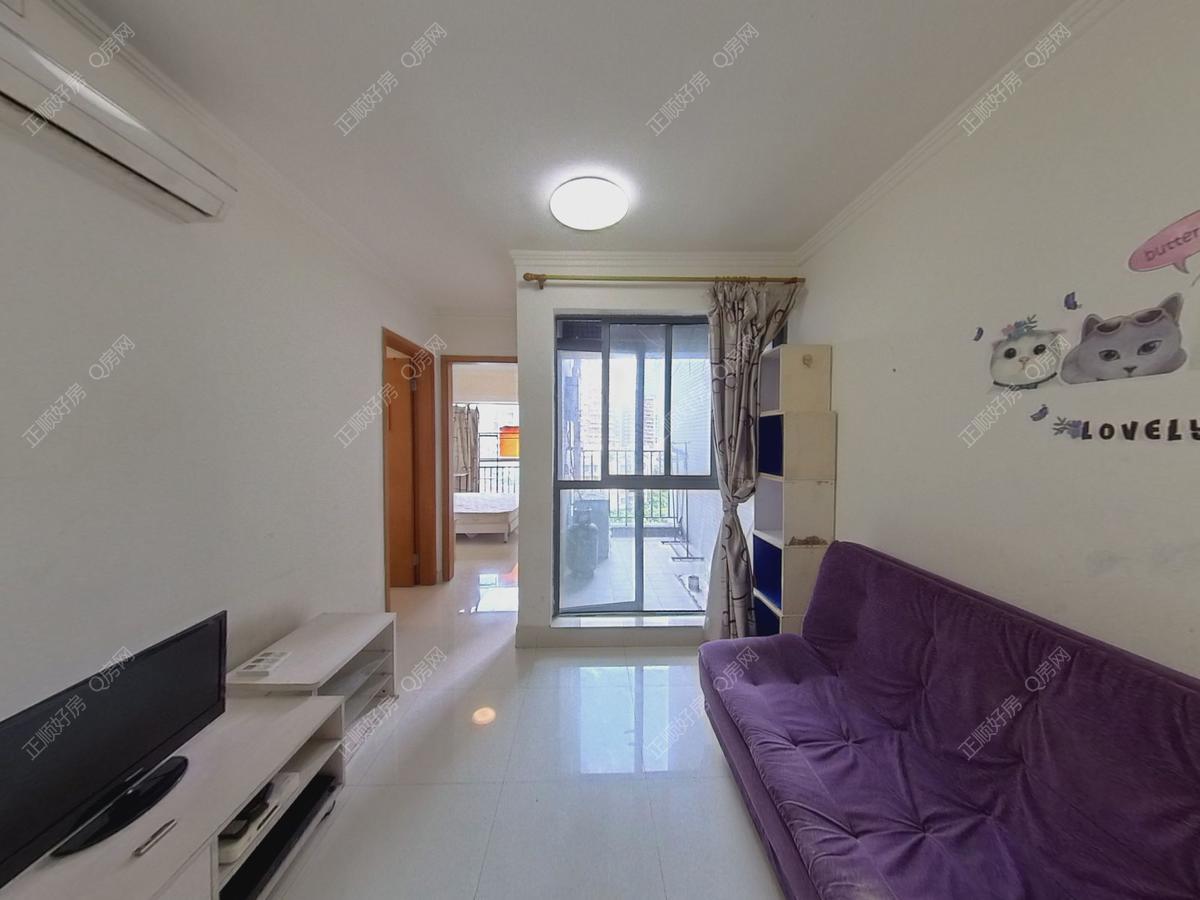 珠海中联国际客厅照片_前山中联国际2房2厅1卫，家私家电齐全，月租只要2800元