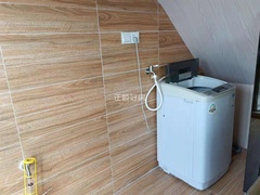 s295A59261B8340C4994C1191E0ABC169.jpg