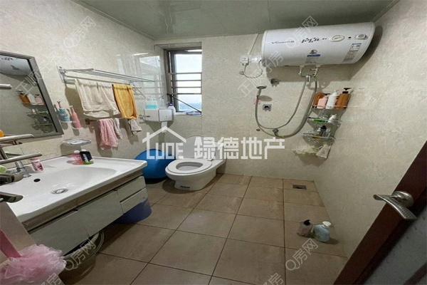 s7873B6FD719440E3BD6692E5E6ECE05F.jpg