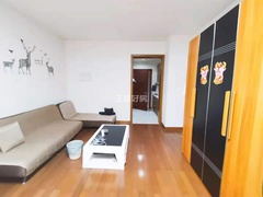 s88E4E62373F74402AFFC6B2E25B43A34.jpg