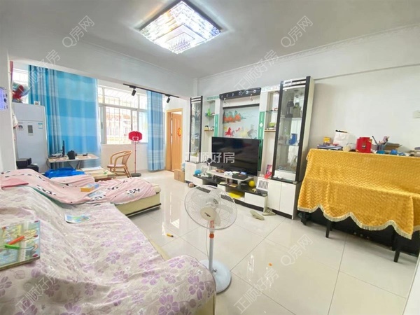 松林街住宅4室2厅2卫在售房源图片