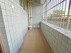 house_img