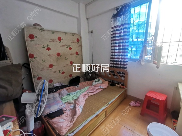 客厅