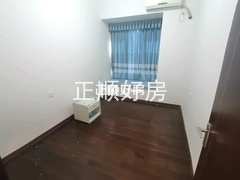 次卧