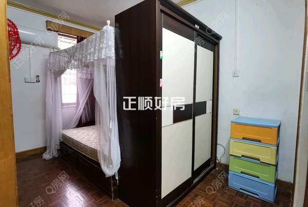 客厅