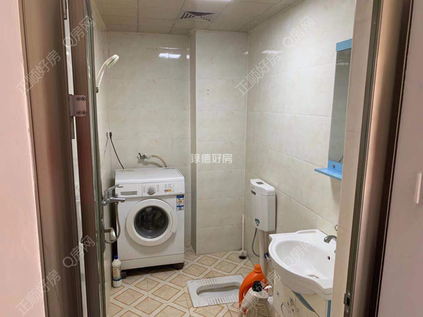 客厅