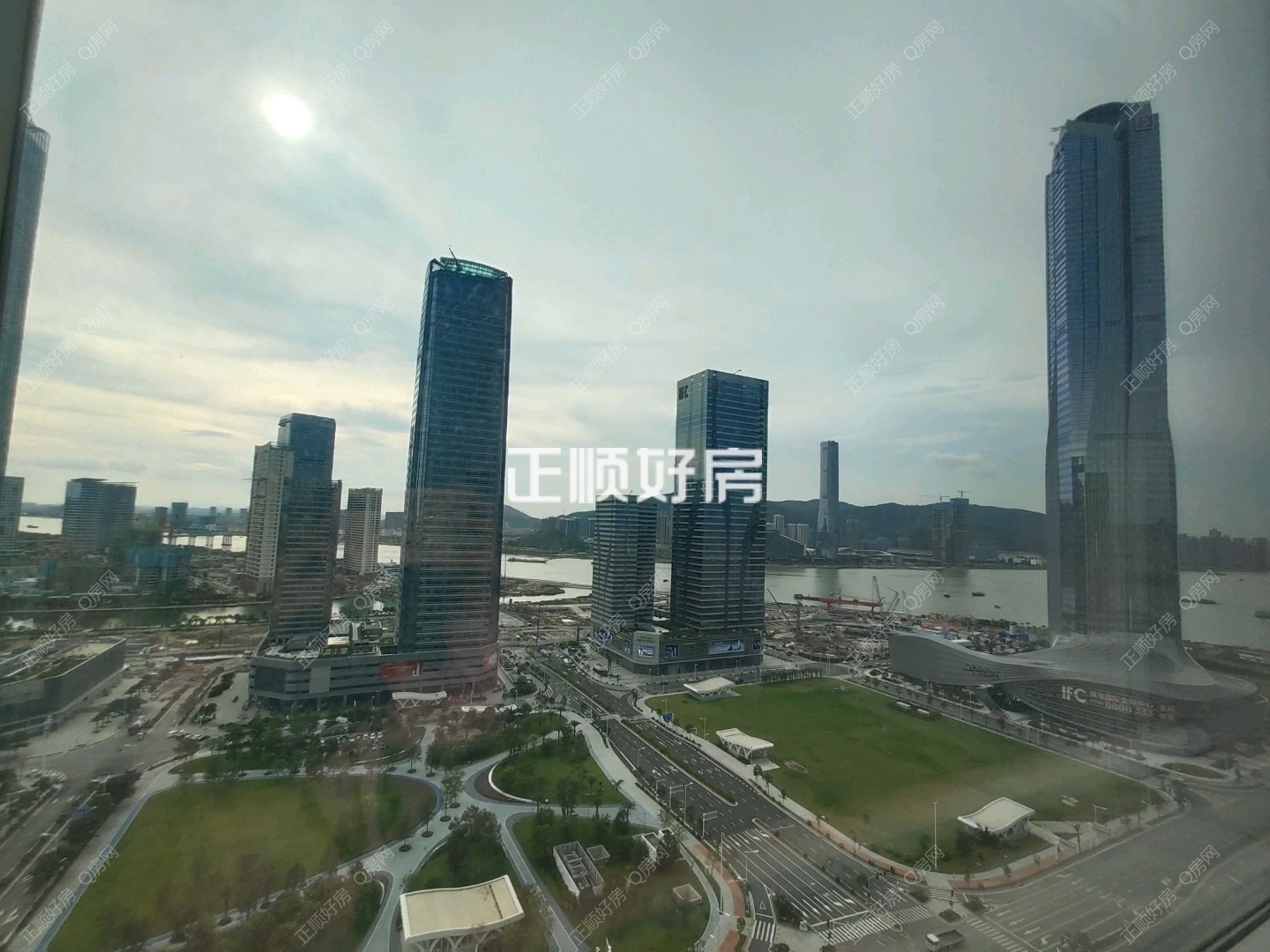 客厅