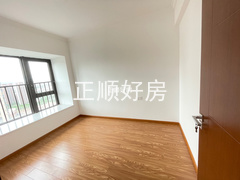 次卧