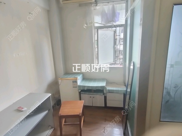 客厅