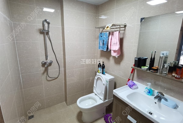 s5591E0A82DAD4754A9FE9287B969E0EA.jpg