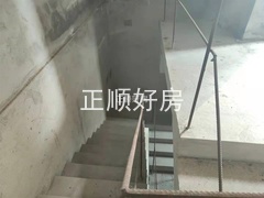 sB1B8C55125B947A7ACC70297E43F03B5.jpg