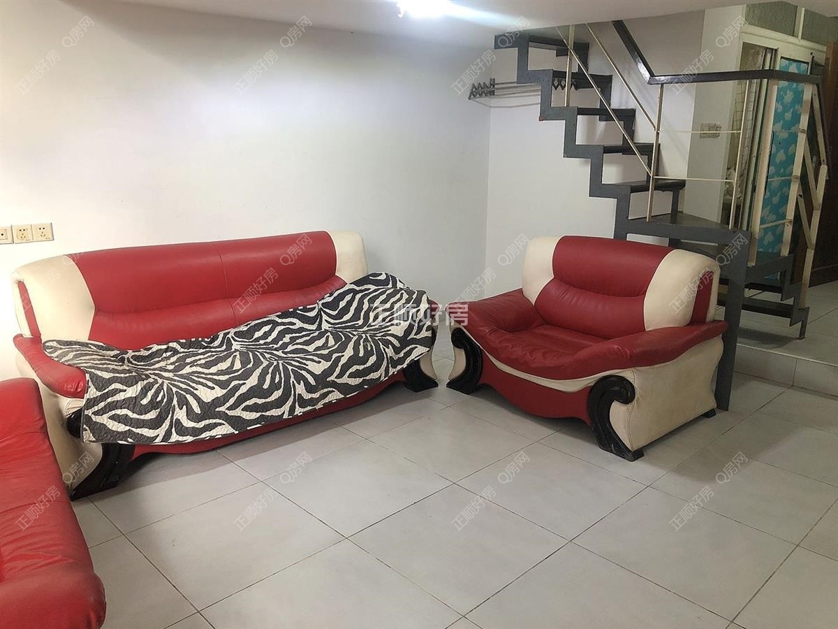 东方顺景园 复式一房一厅 家私电齐全 拎包入住