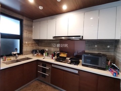 sF4284C98D6F94ABB9B175E1323594F11.jpg