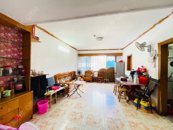客厅