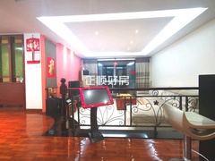 客厅
