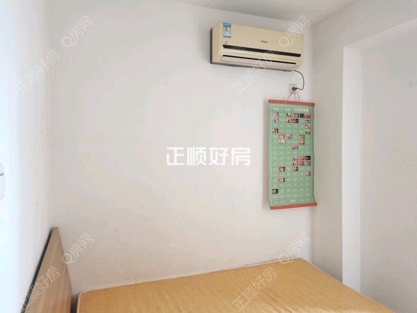 次卧