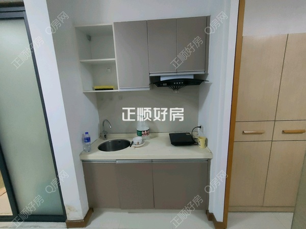 厨房