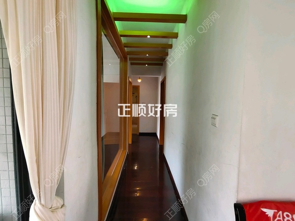 客厅