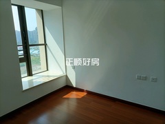 次卧