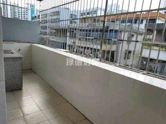 house_img