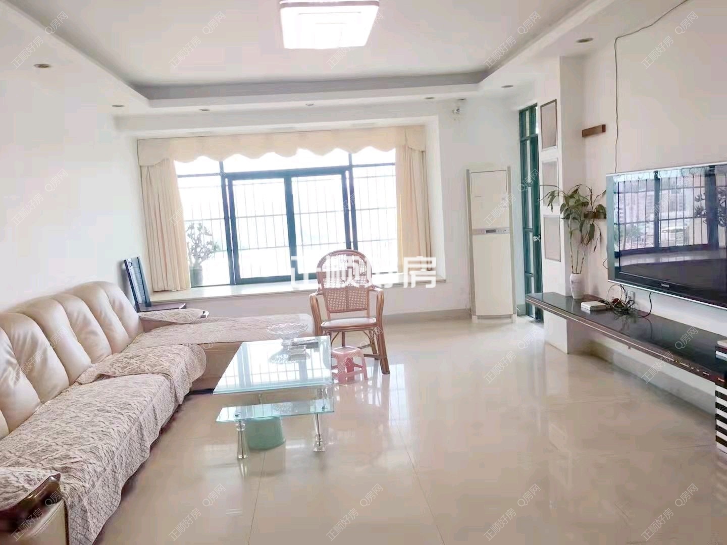 富华里旁（银石雅园）精装南向3房租 拎包入住