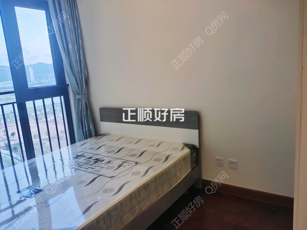 次卧