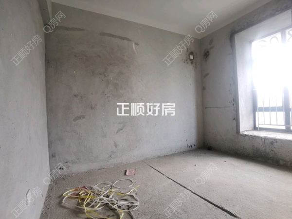 次卧