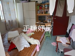 次卧