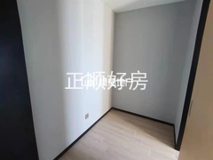 s12366A1A65E046A39800A8E6CA14A613.jpg