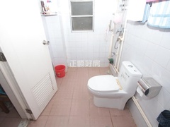 s1743995445CC4239B7889865E259A239.jpg