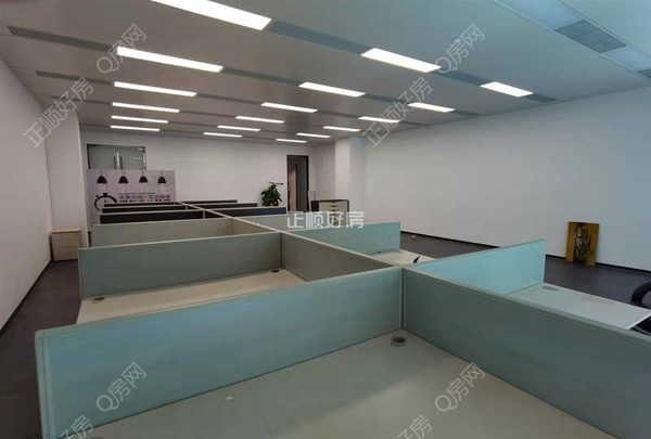 s1CCDAA258E5E4B629BE79D3DD90B4614.jpg